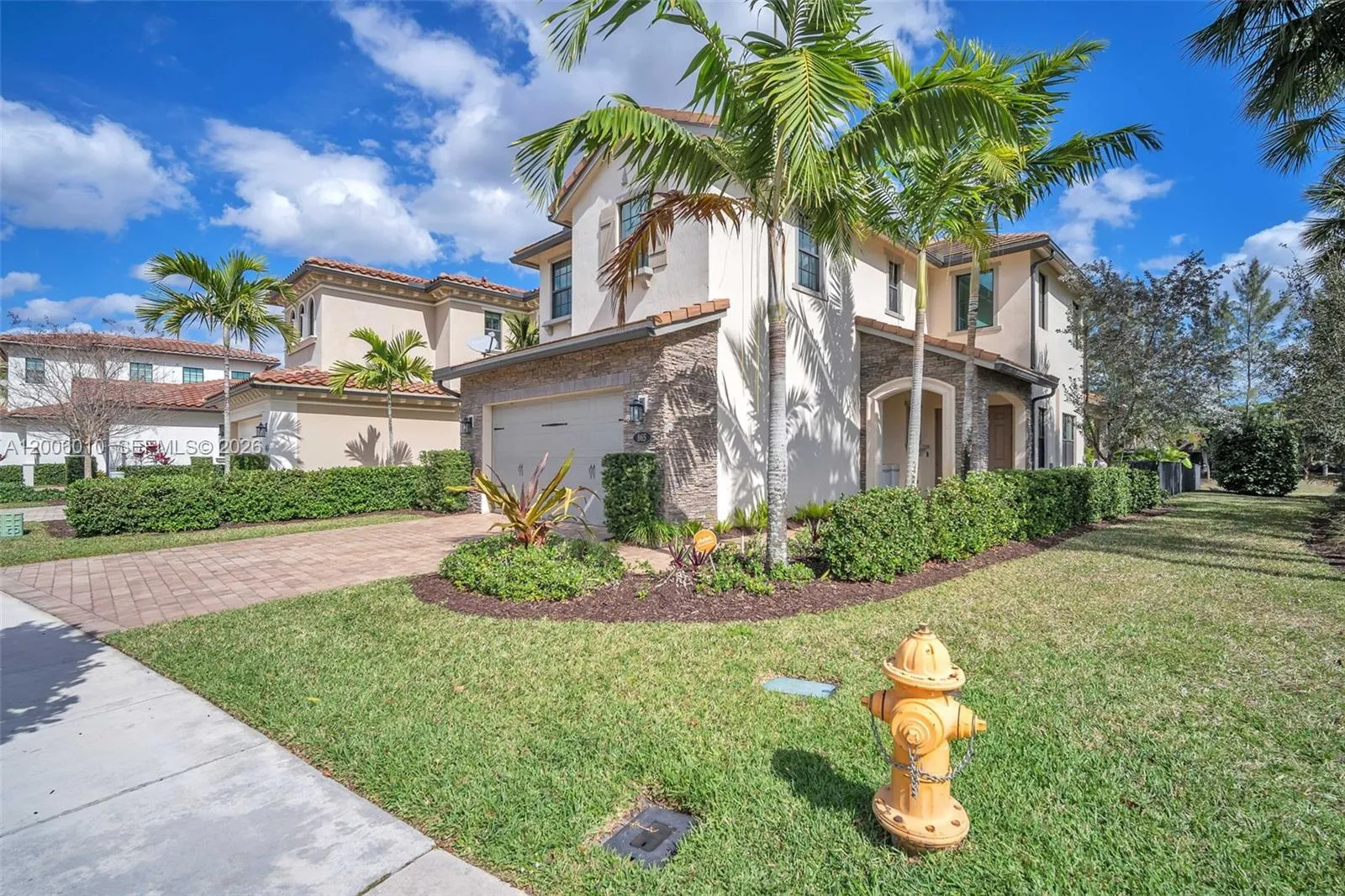 865 SW 113th Ln, Pembroke Pines FL 33025