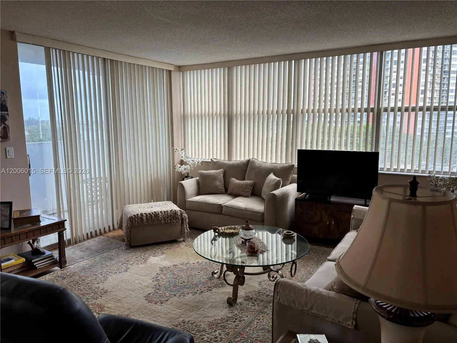 1200 NE Miami Gardens Dr # 606W, Miami FL 33179
