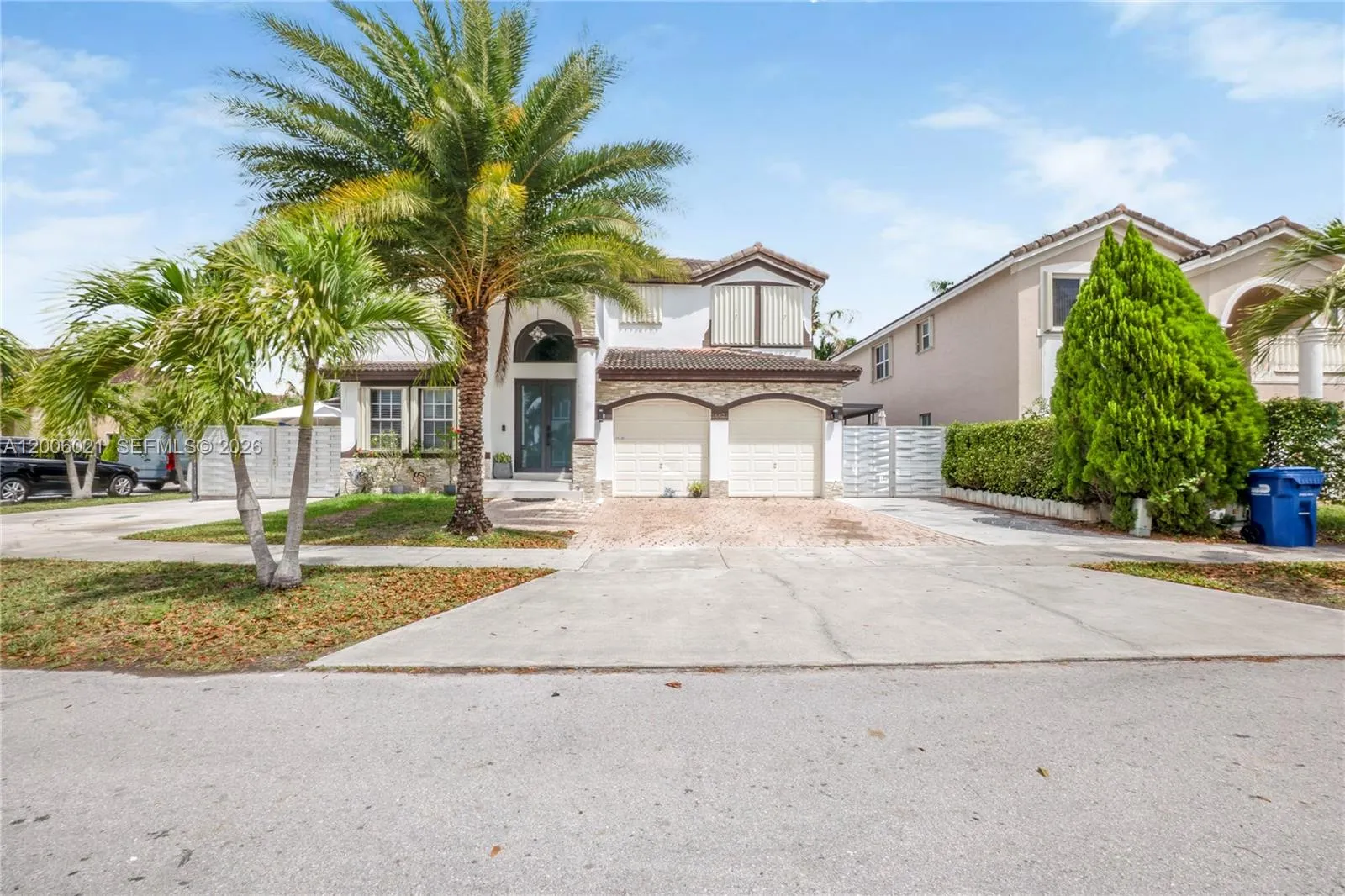 4 bedroom 3 bath for sale at 16621 SW 58th Ter, Miami FL 33193
