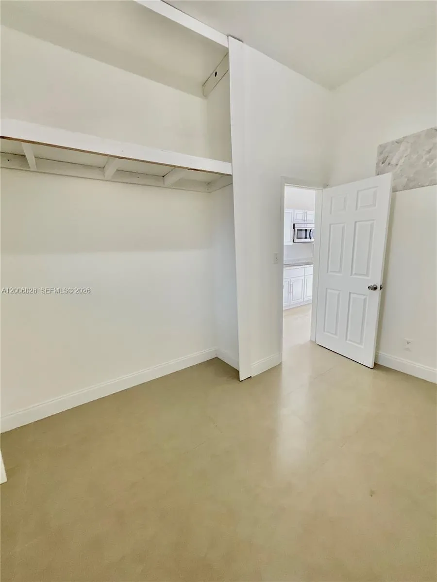 2516 Cleveland St # b, Hollywood FL 33020