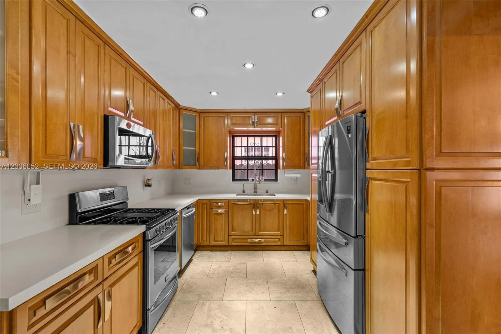 766 W 36th St, Hialeah FL 33012