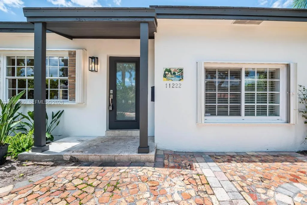 11222 NE 9th Ave, Biscayne Park FL 33161
