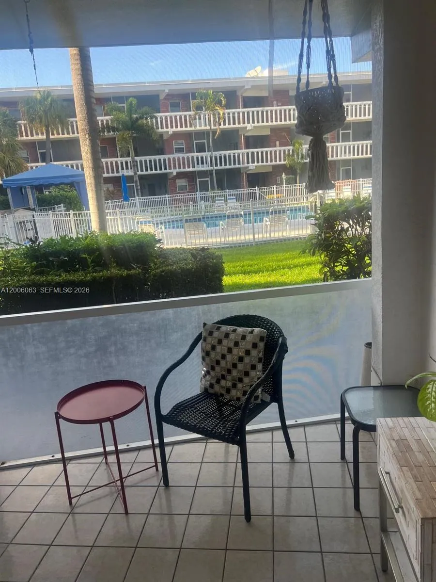 181 NE 14th Ave # 20A, Hallandale Beach FL 33009