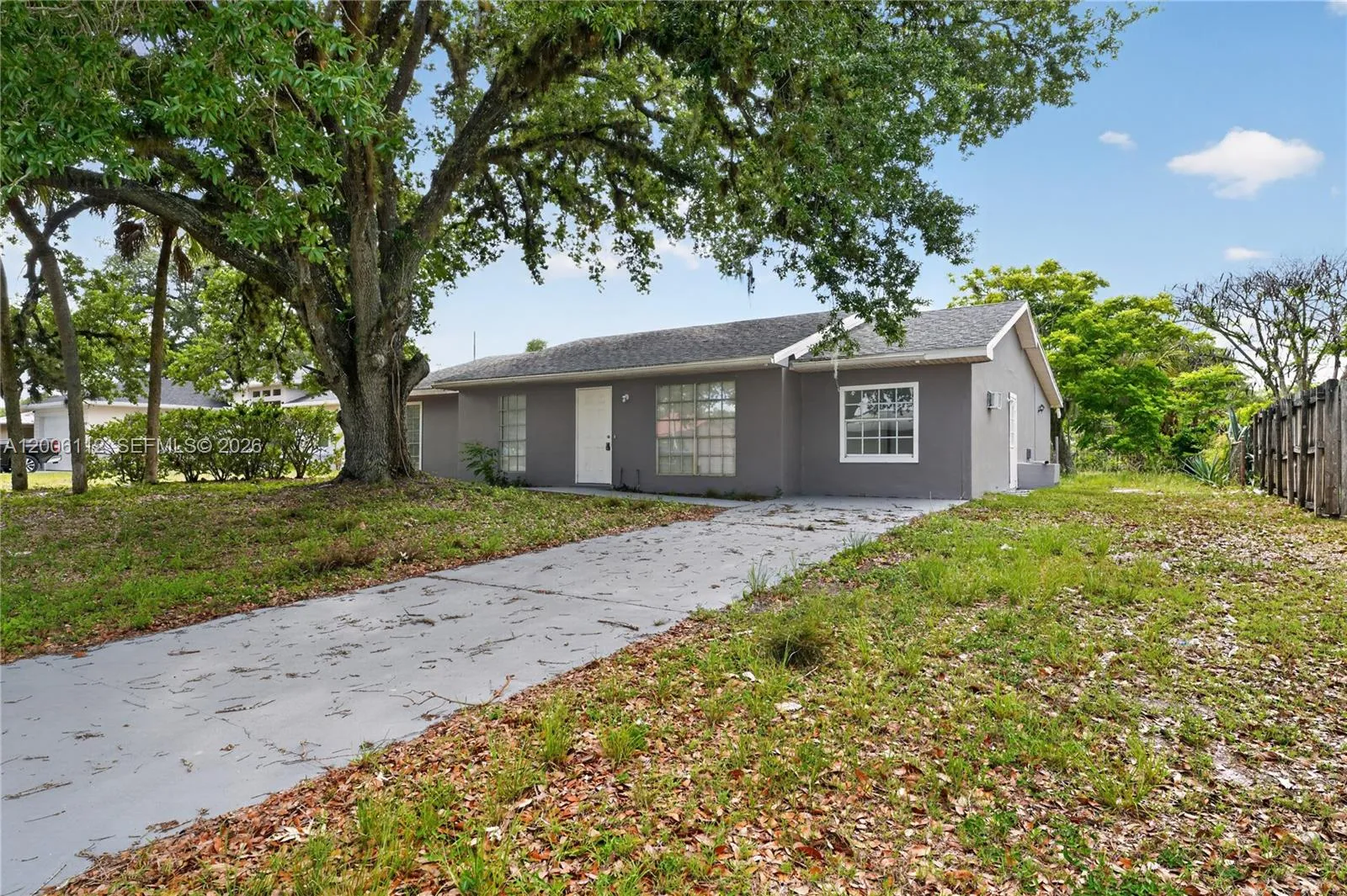 4030 SCHOOL CIR, La Belle FL 33935