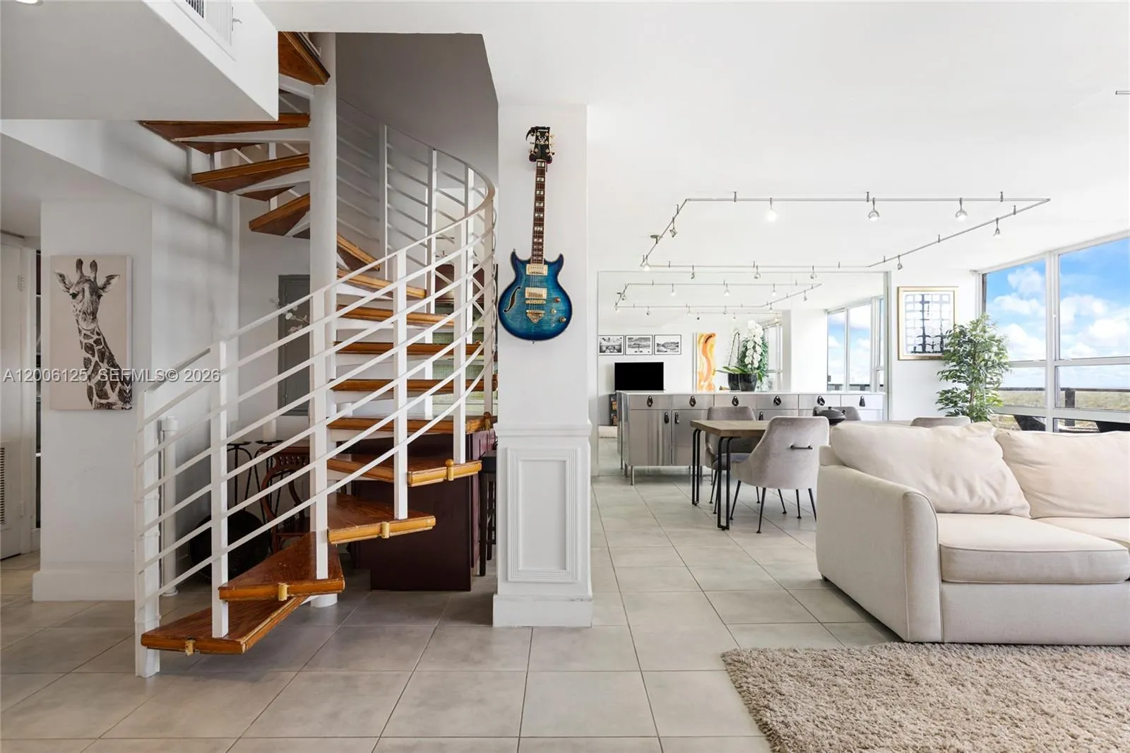 600 NE 36th St, Miami FL 33137