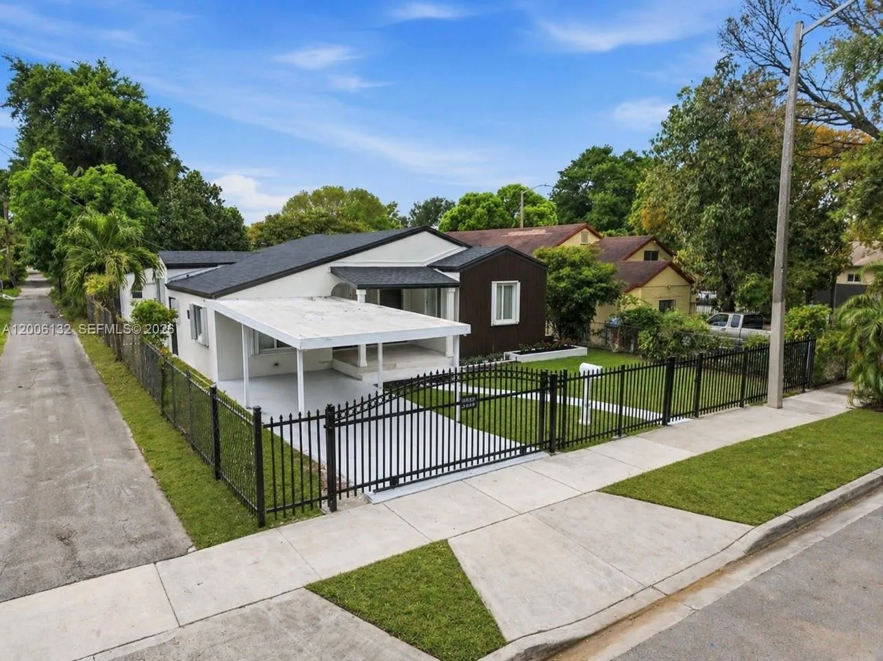 4711 NW 11th Ave, Miami FL 33127