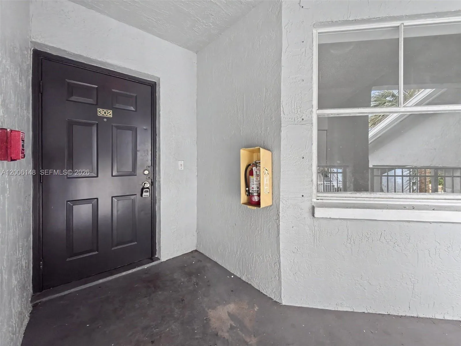 9615 NW 1st Ct # 302, Pembroke Pines FL 33024