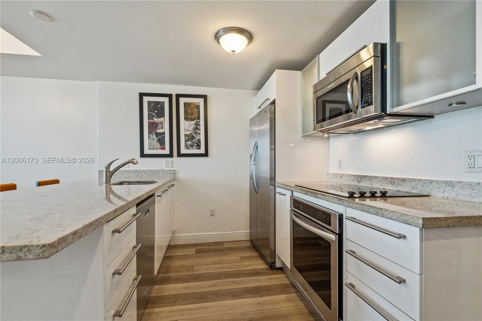 185 SW 7th St # 2105, Miami FL 33130