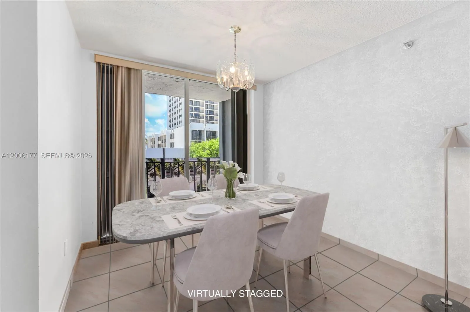 2642 Collins Ave # 306, Miami Beach FL 33140
