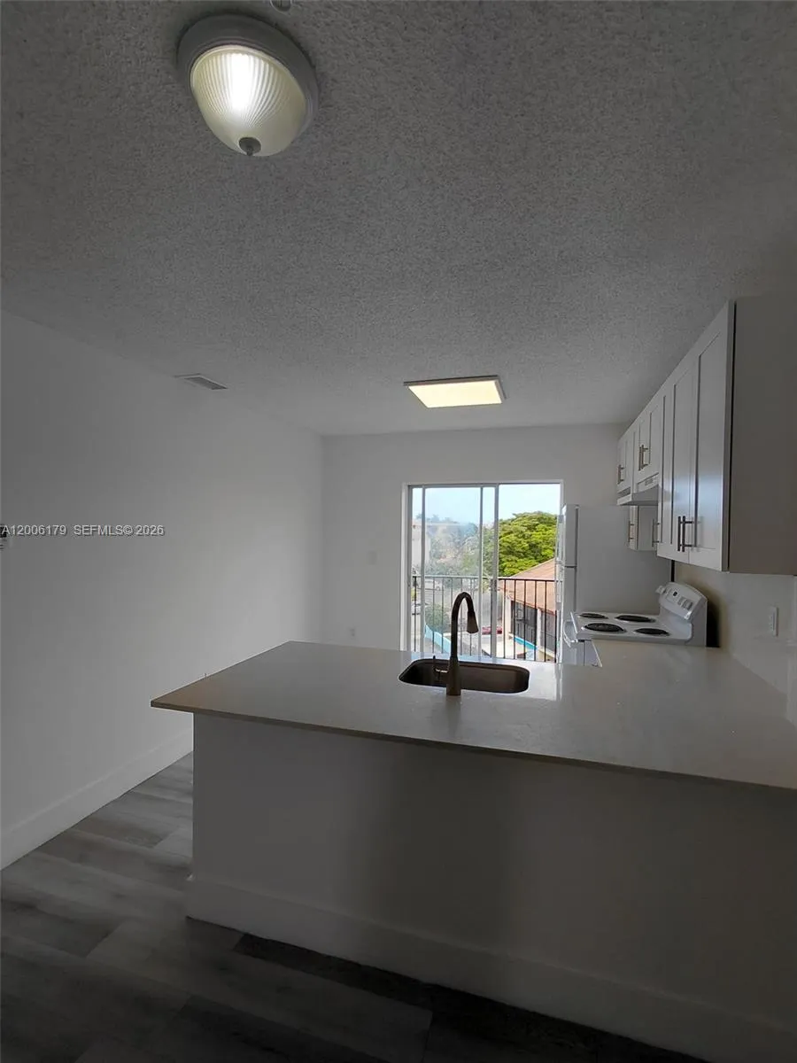 5435 W 24th Ave # 78, Hialeah FL 33016