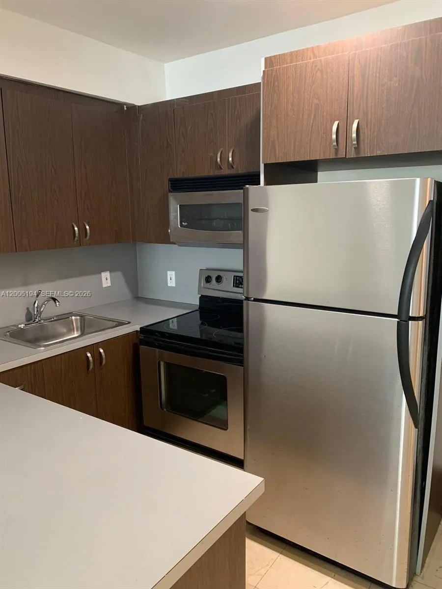 551 NE 62nd St # 6, Miami FL 33138