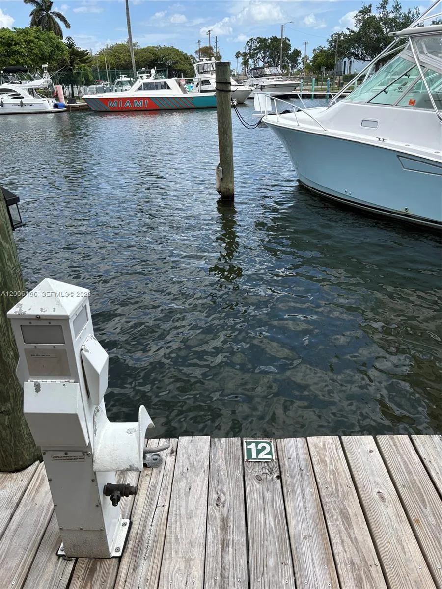 2415 NW 16th St Rd #12, Miami FL 33125