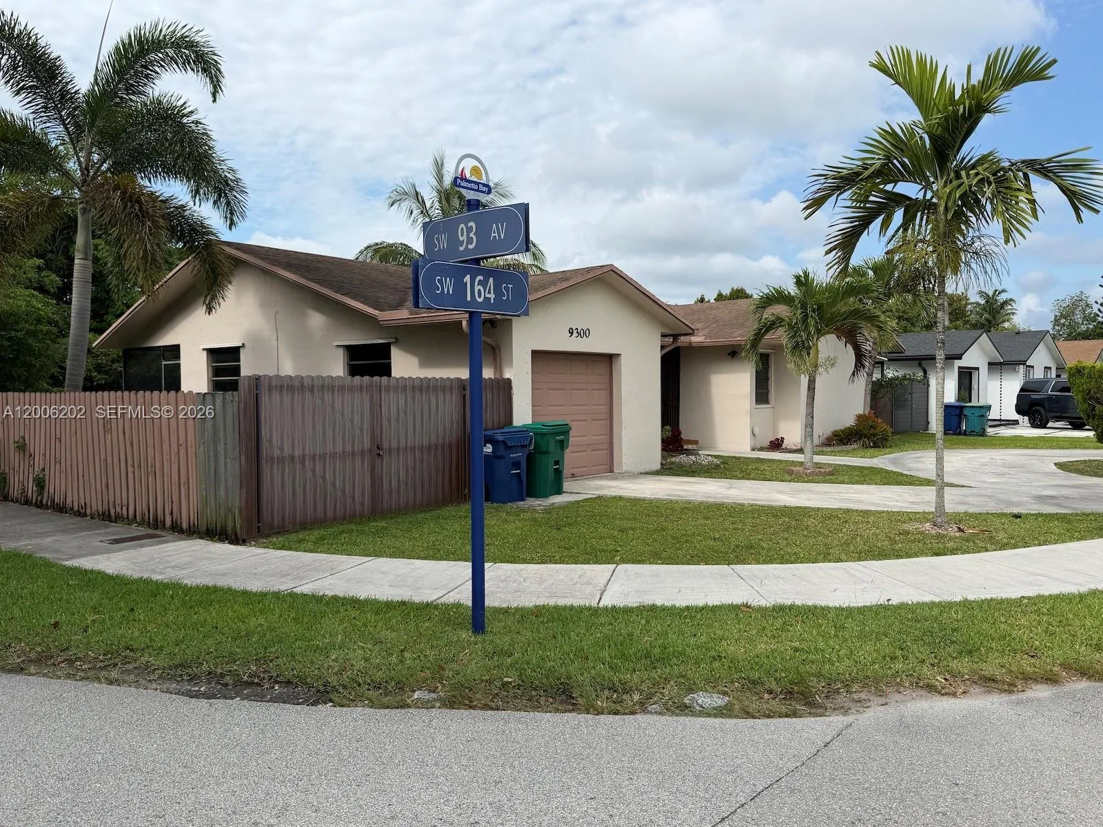 9300 SW 164th St, Palmetto Bay FL 33157