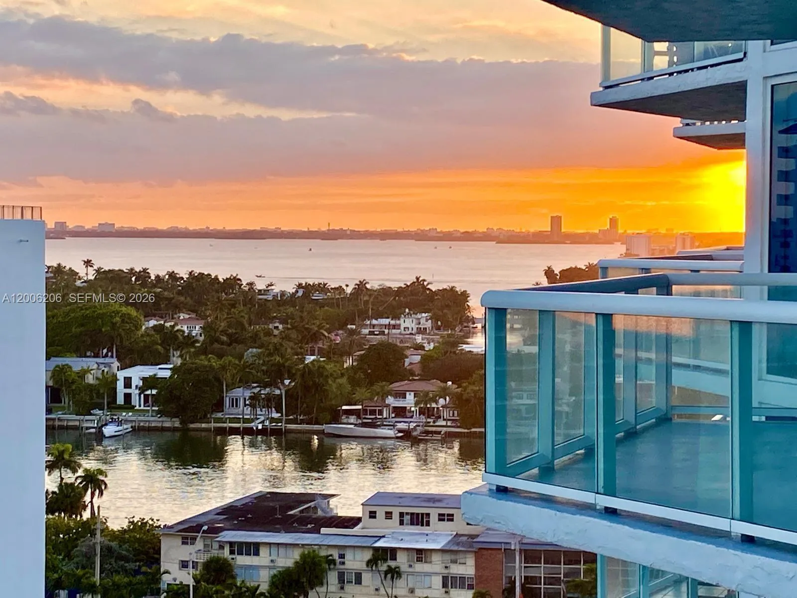 6515 Collins Ave # 1505, Miami Beach FL 33141