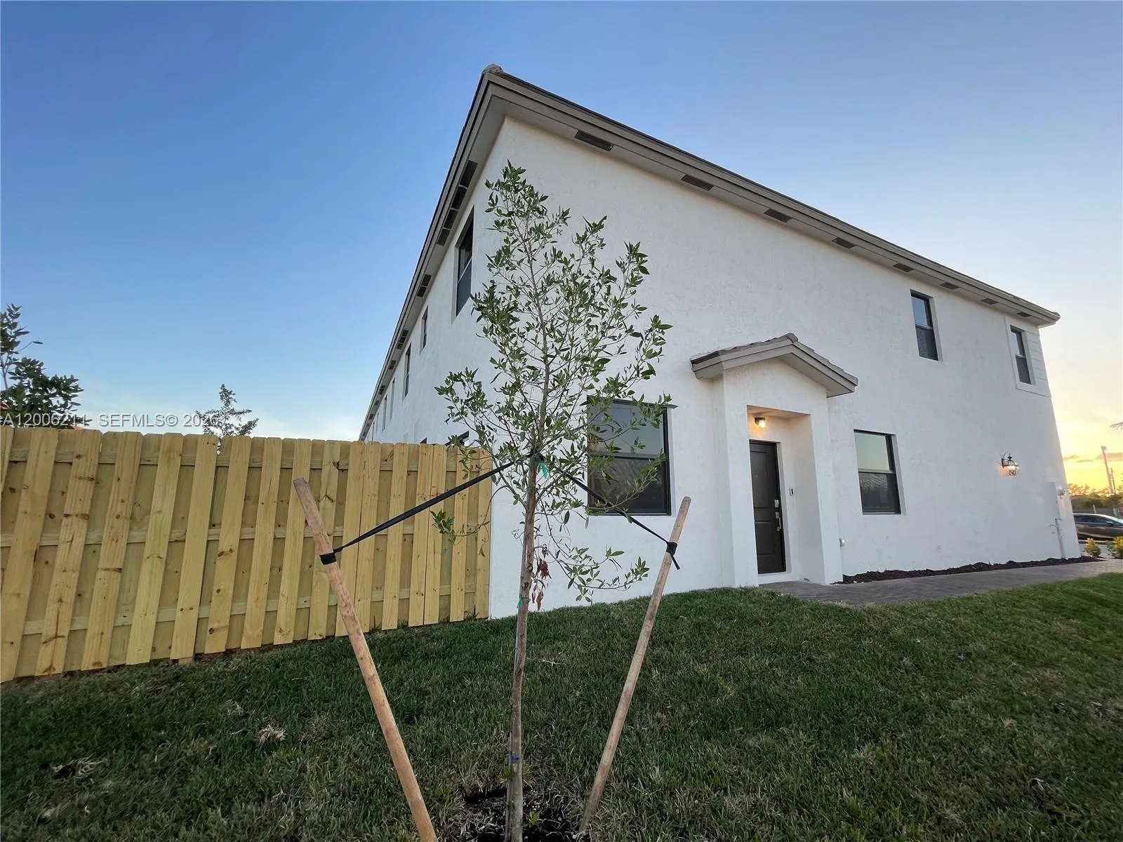 23011 SW 131st Ave # 23011, Miami FL 33170