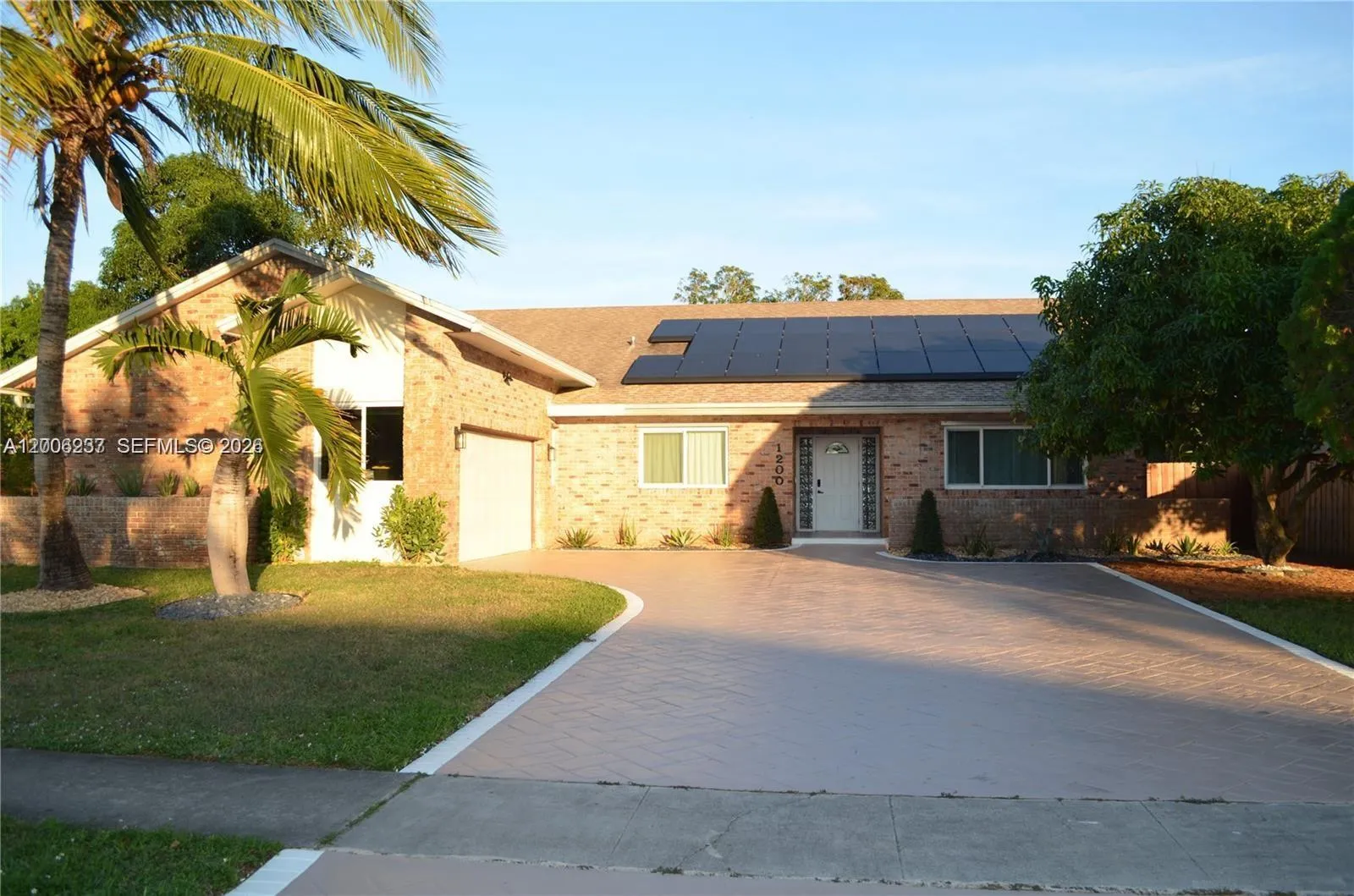 1200 NW 78th Ave, Plantation FL 33322