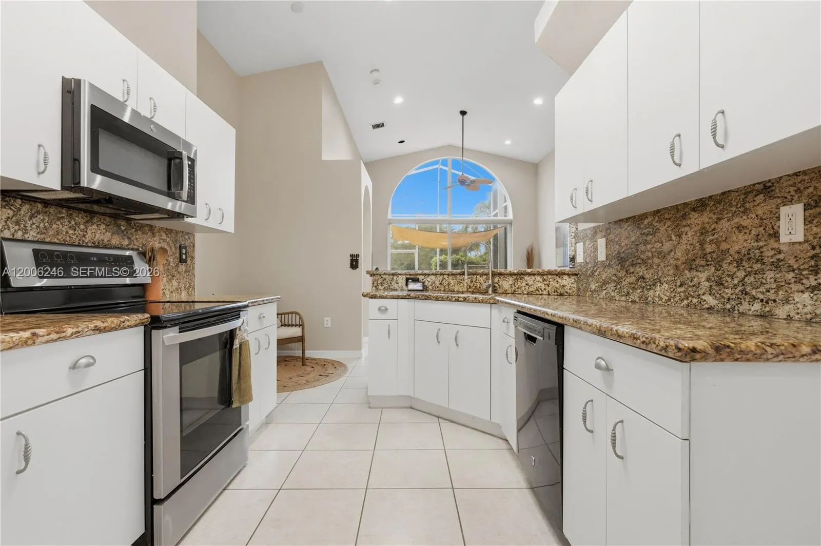 16284 NW 24th St, Pembroke Pines FL 33028