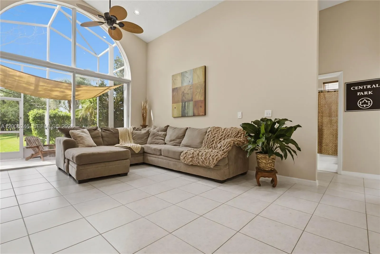 16284 NW 24th St, Pembroke Pines FL 33028