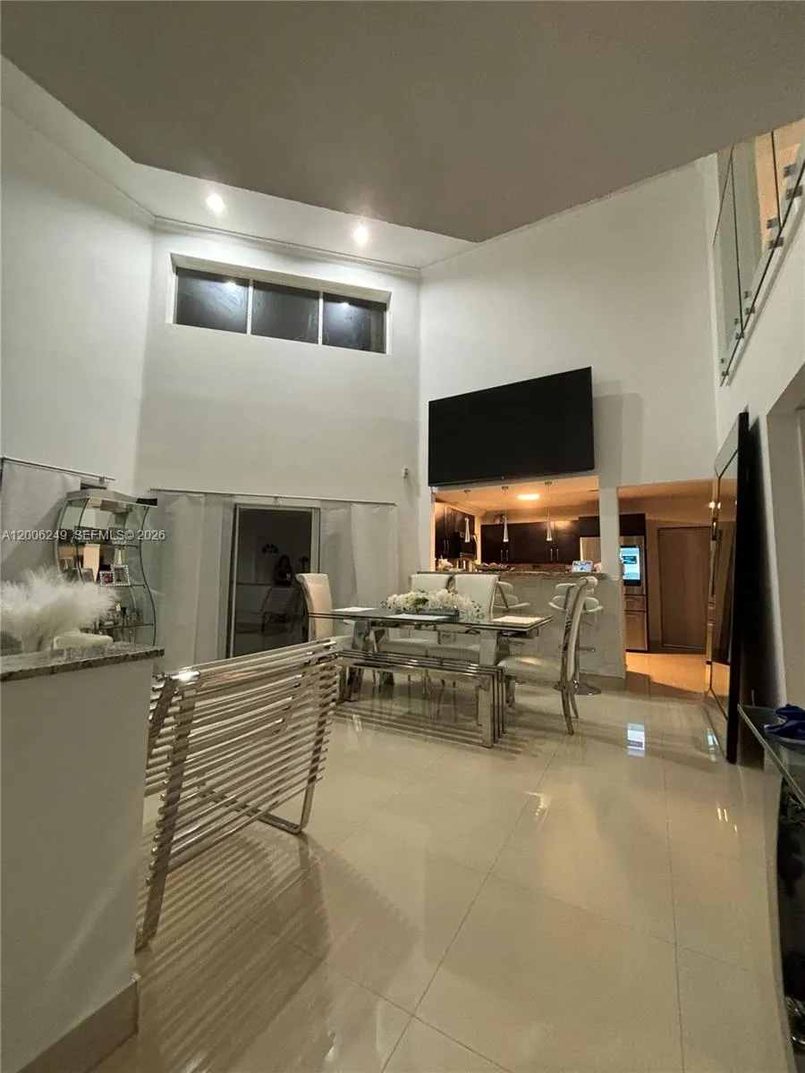 1351 Garden Rd, Weston FL 33326