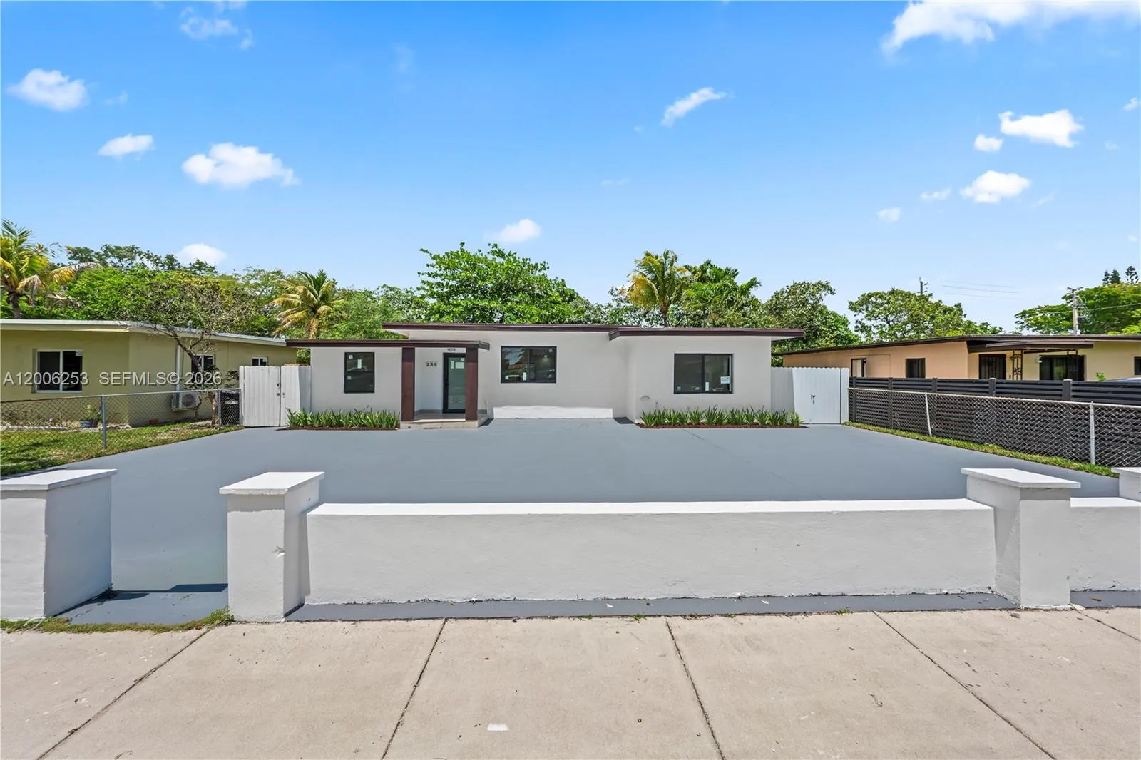 235 NW 127th St, North Miami FL 33168