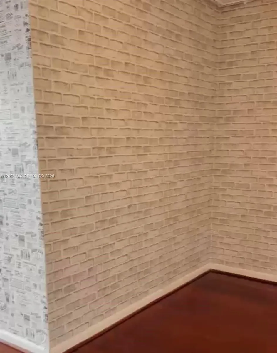 1000 West Ave # 1105, Miami Beach FL 33139