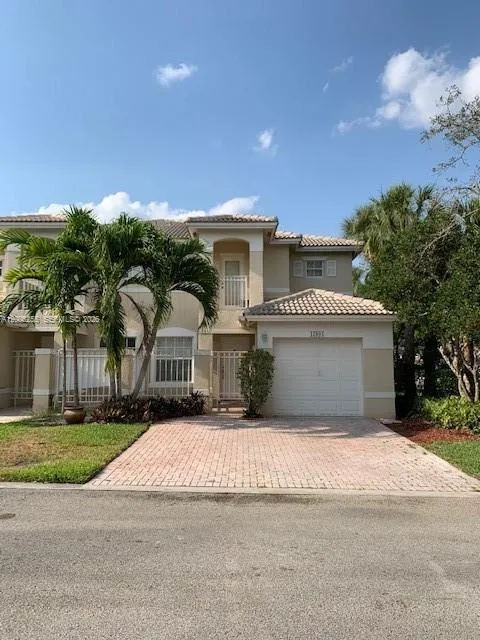 17001 NW 22nd St # 17001, Pembroke Pines FL 33028