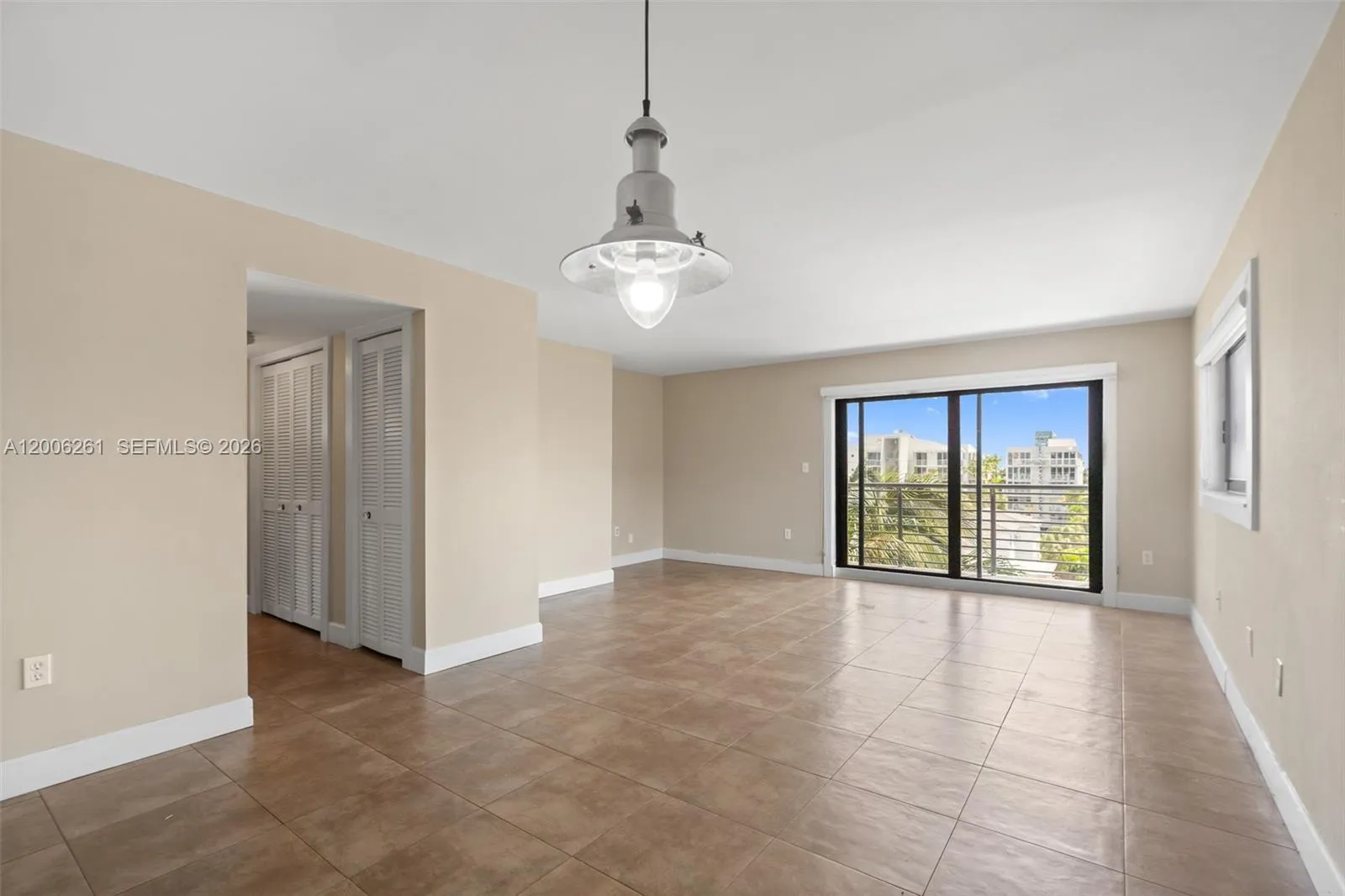 7801 Abbott Ave # 508, Miami Beach FL 33141