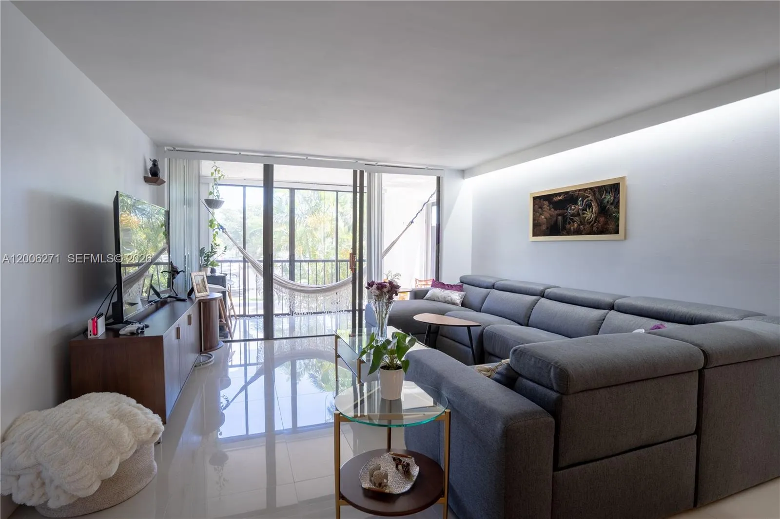 16300 Golf Club Rd # 204, Weston FL 33326