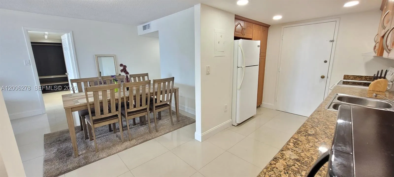 18011 Biscayne Blvd # 402, Aventura FL 33160