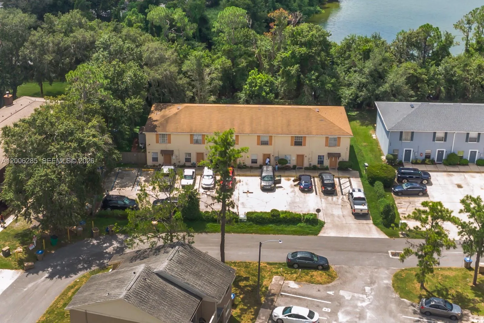 164 Bowie Lane, Kissimmee FL 34743