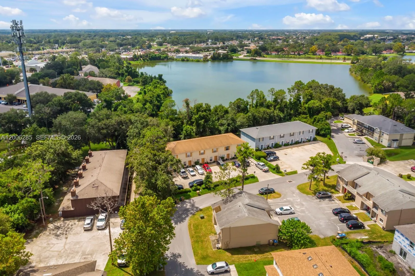 164 Bowie Lane, Kissimmee FL 34743