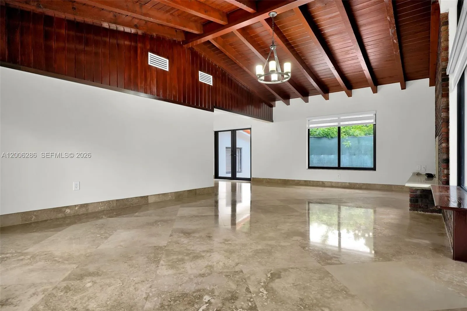 6820 SW 86th Ave, Miami FL 33143