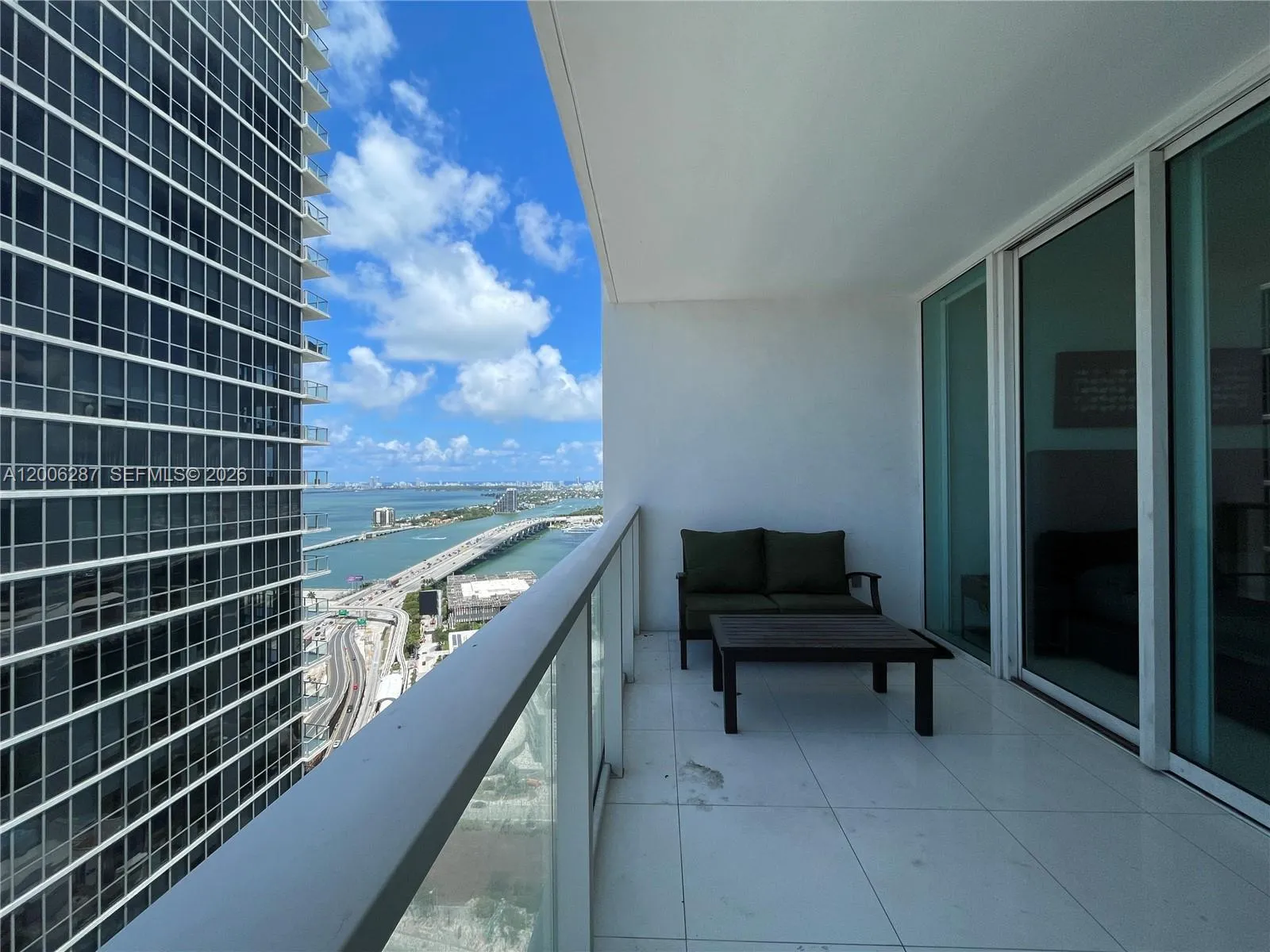 1040 Biscayne Blvd # 3305, Miami FL 33132