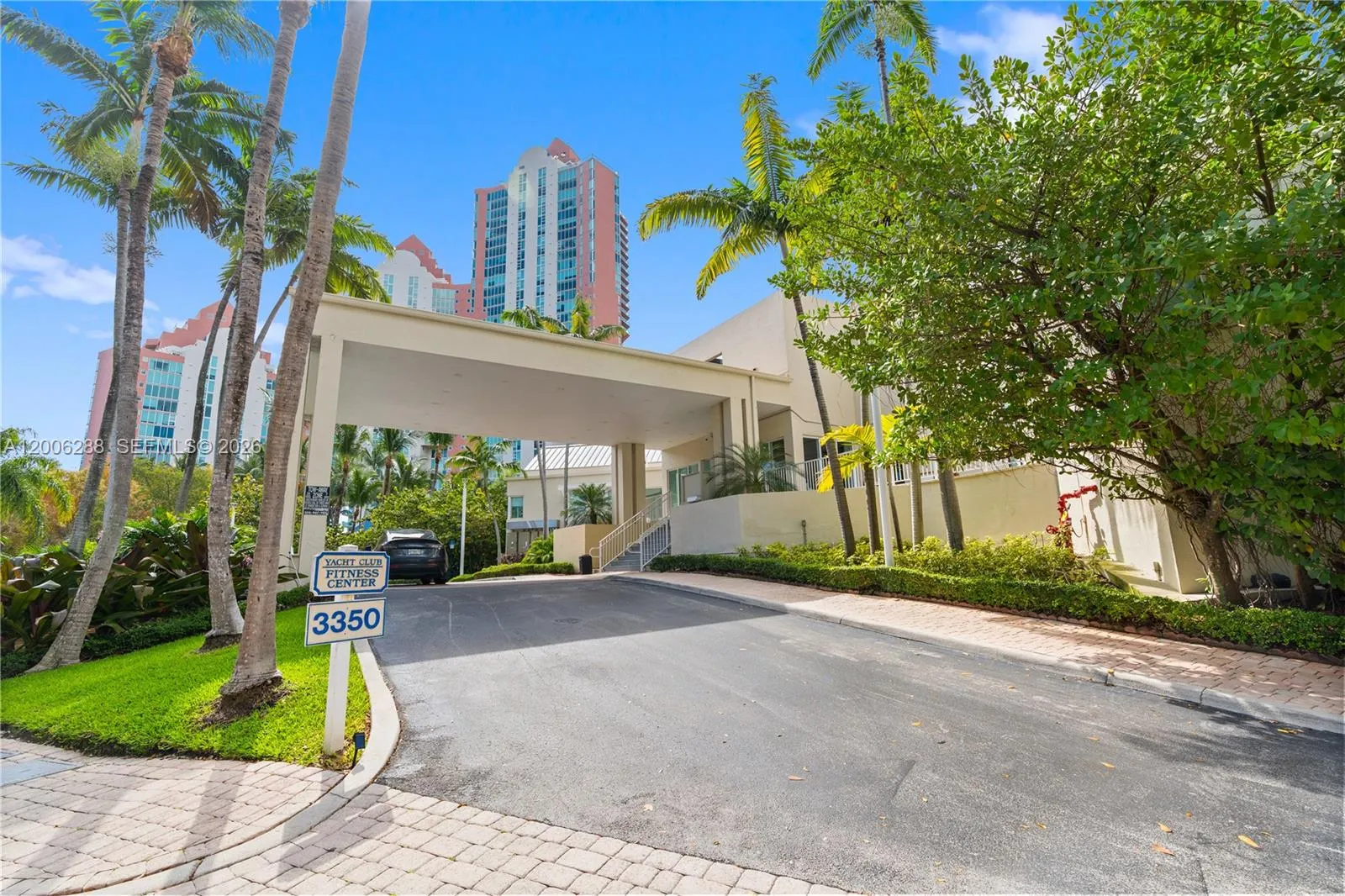 3330 NE 190th St # 712, Aventura FL 33180