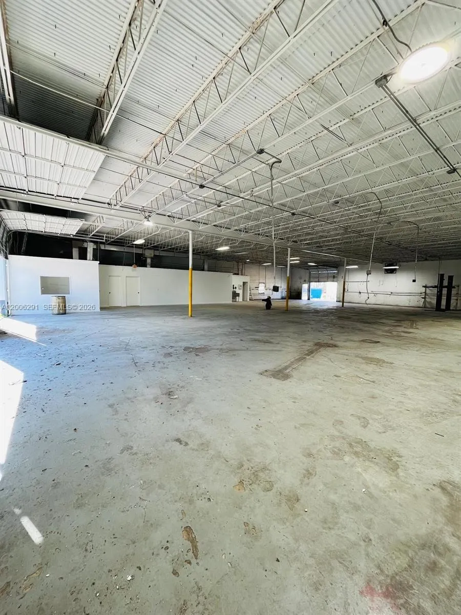 810 NW 1st Ave, Boca Raton FL 33432