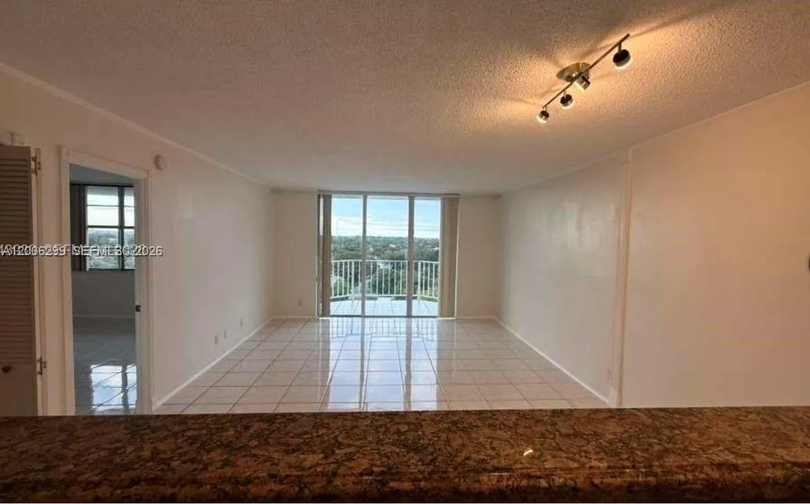 16740 NE 9th Ave # 807, North Miami Beach FL 33162