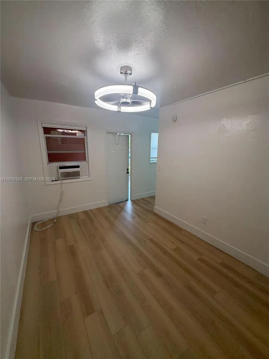 3669 Thomas Ave # 9, Miami FL 33133