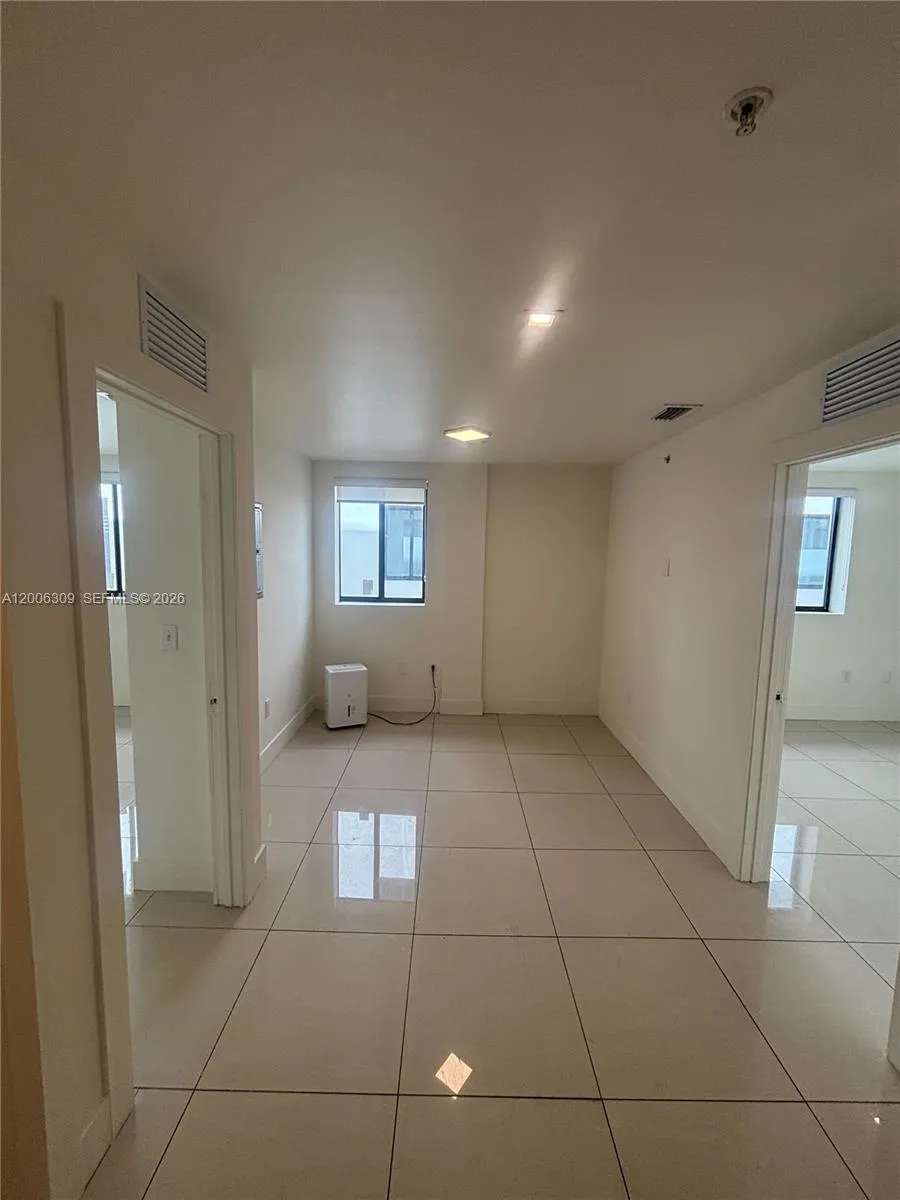 821 SW 18th Ave # 205, Miami FL 33135