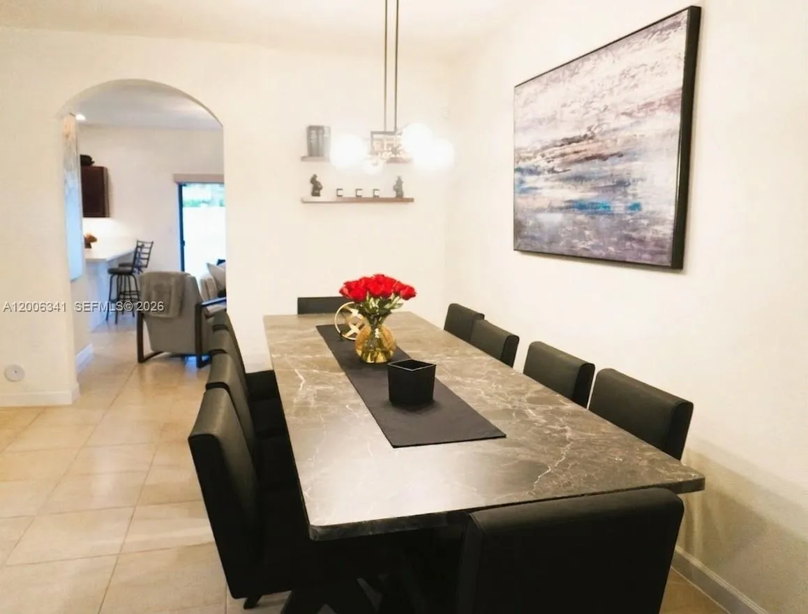 3280 W 92nd Pl, Hialeah FL 33018