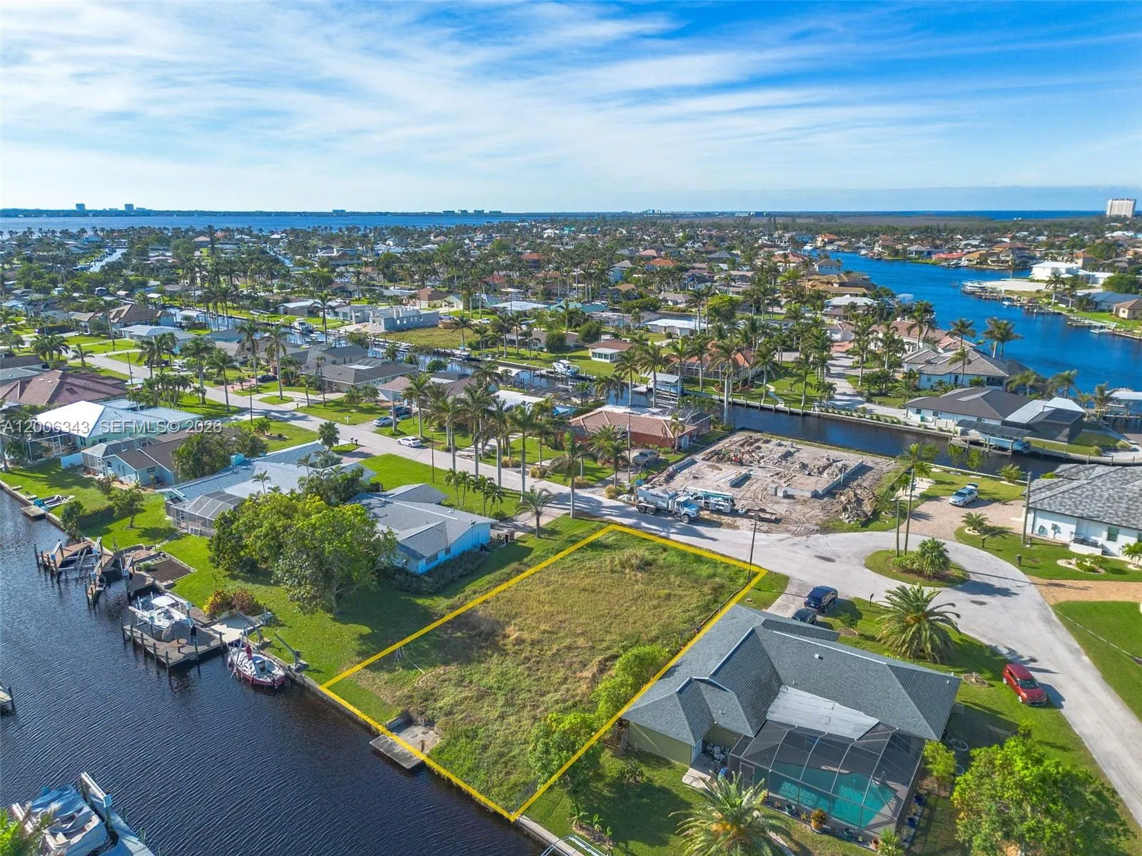 5219 SKYLART CT, Cape Coral FL 33904