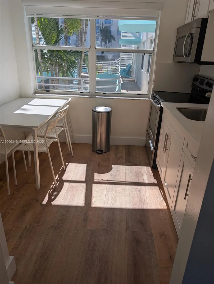 326 Wilson St # 201, Hollywood FL 33019