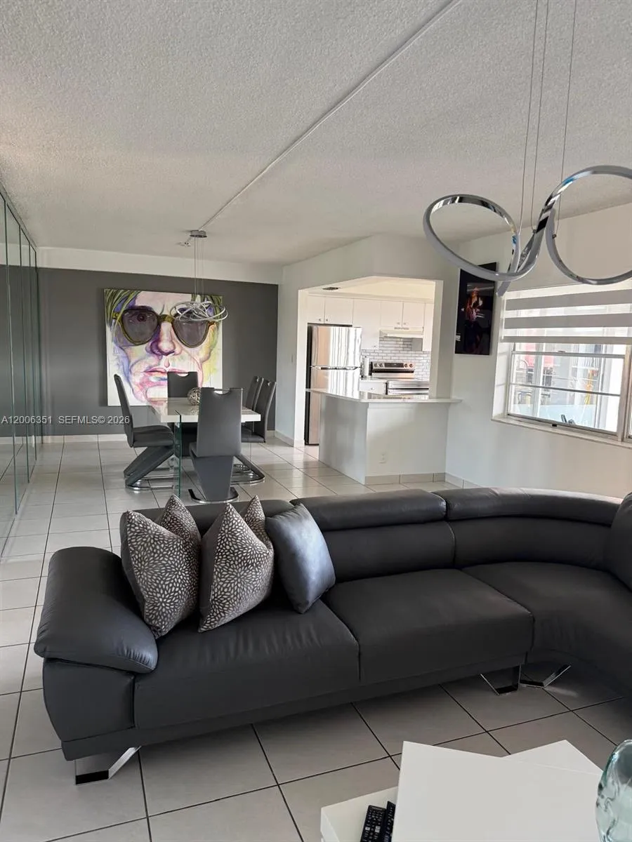 200 NE 12th Ave # 7E, Hallandale Beach FL 33009
