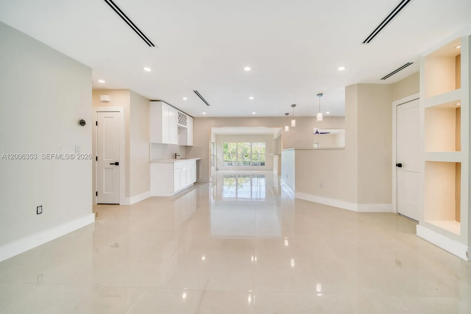 15730 SW 87th Ct, Palmetto Bay FL 33157