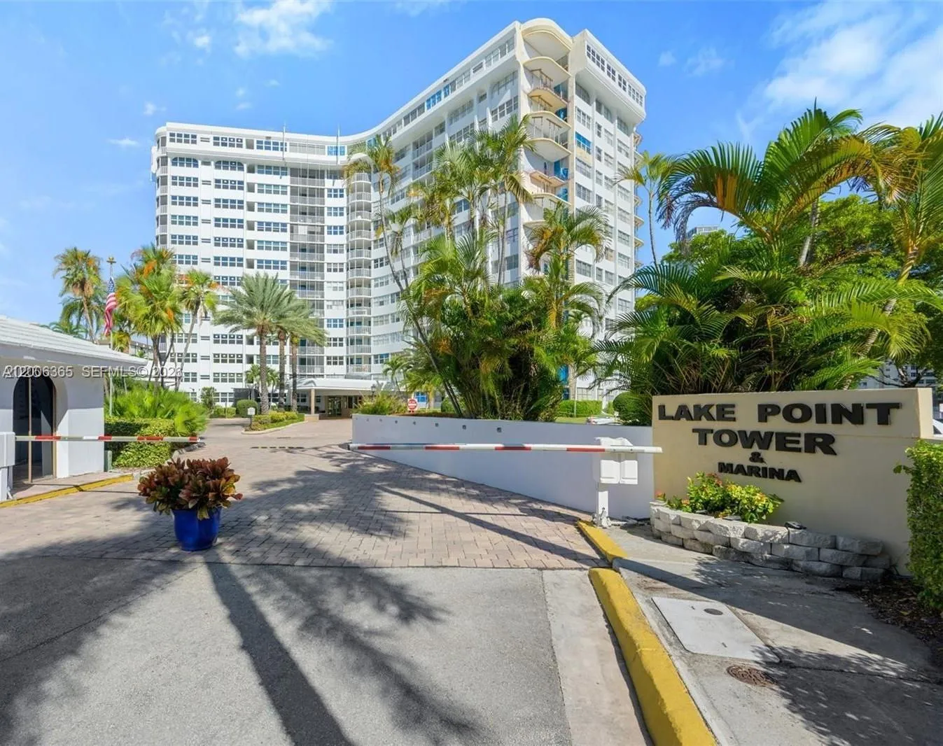 100 Golden Isles Dr # 810, Hallandale Beach FL 33009