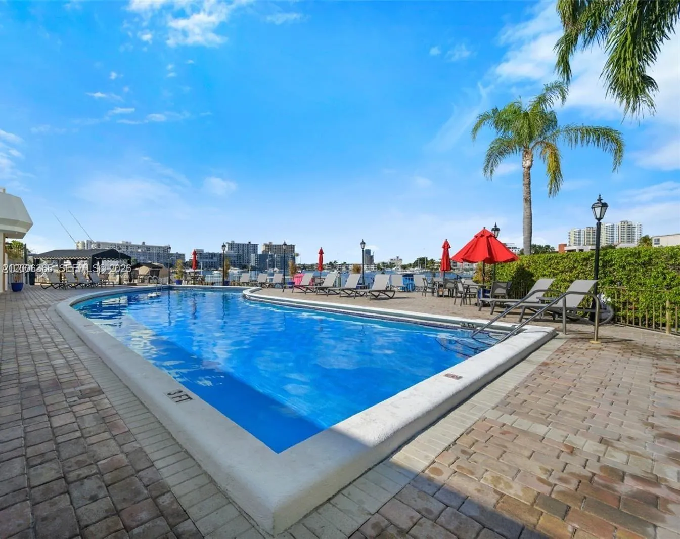 100 Golden Isles Dr # 810, Hallandale Beach FL 33009