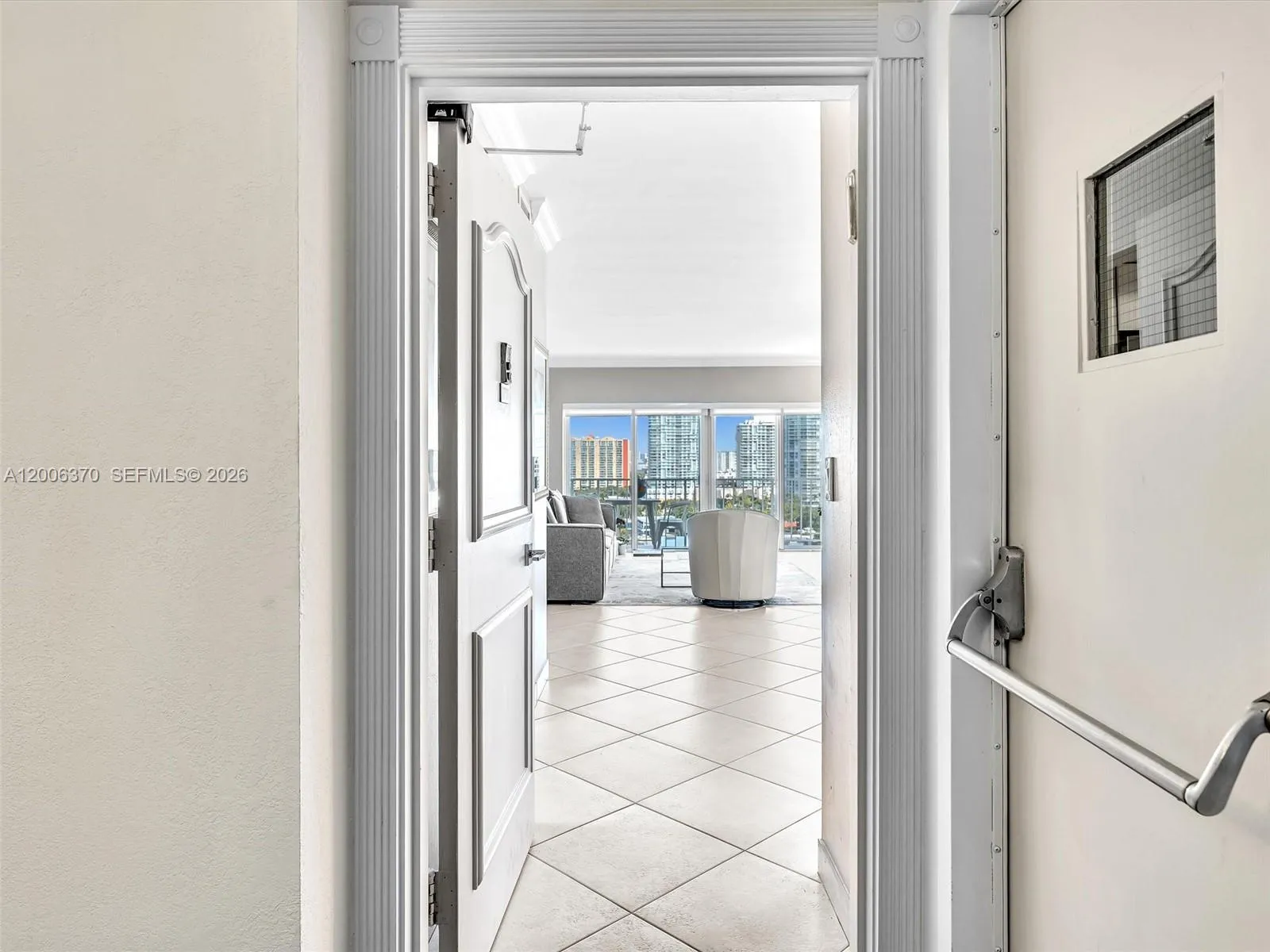500 Bayview Dr # 1731, Sunny Isles Beach FL 33160