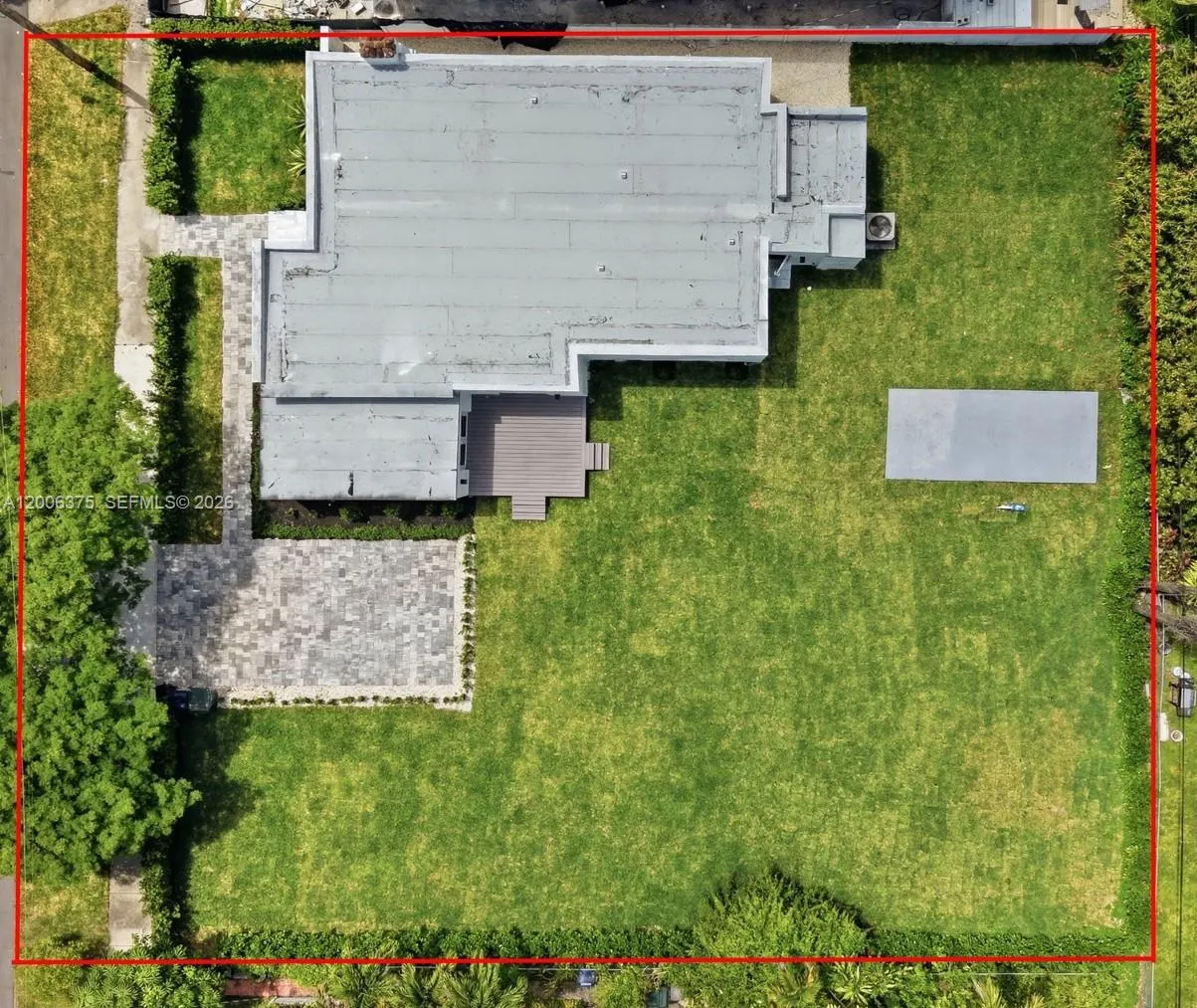 5735 SW 12th St, West Miami FL 33144