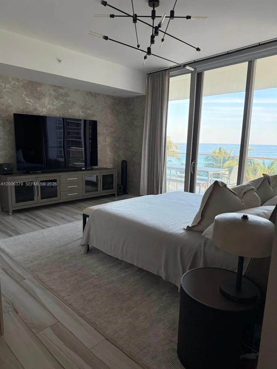 18975 Collins Ave # 304, Sunny Isles Beach FL 33160
