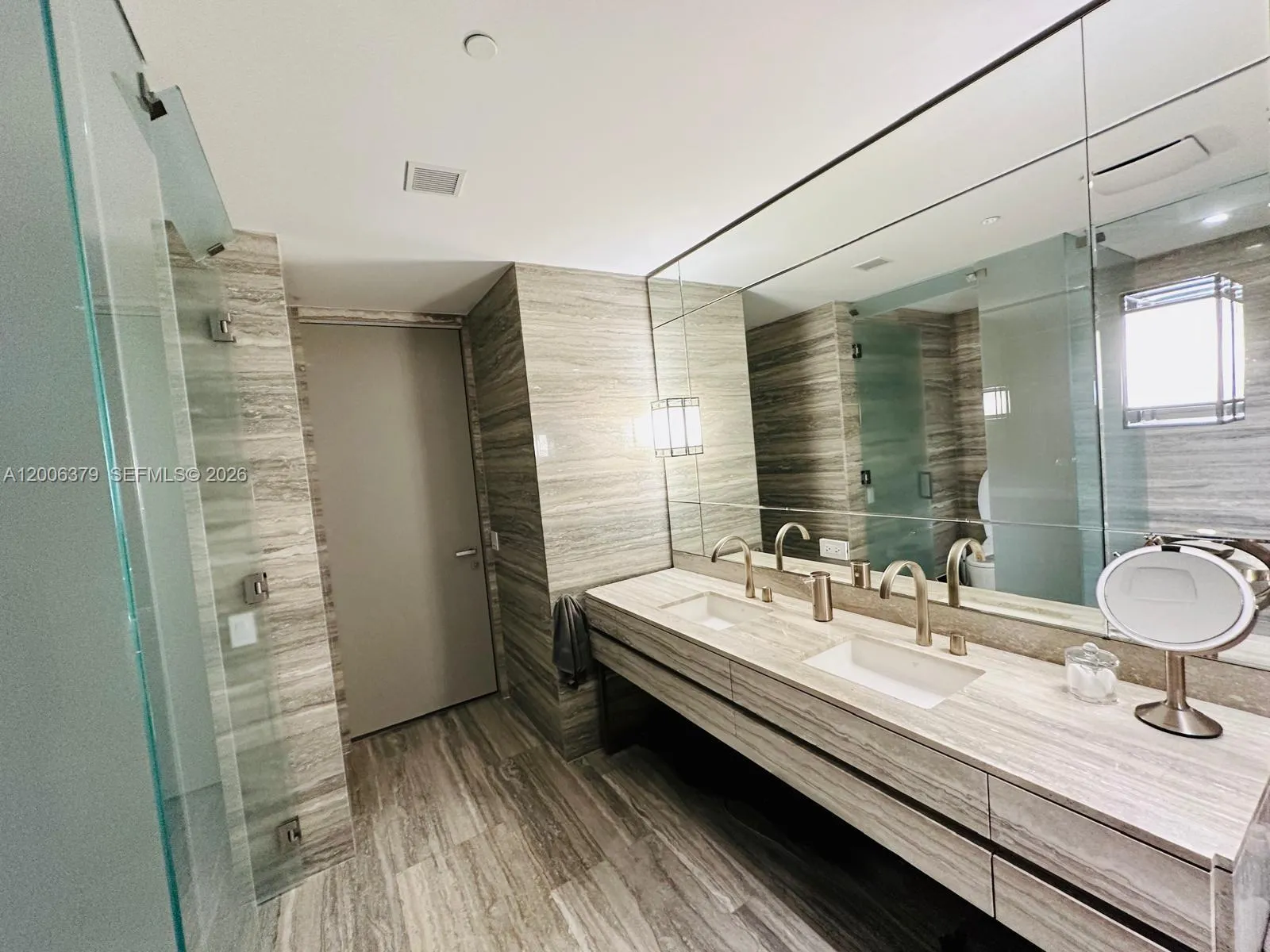 18975 Collins Ave # 304, Sunny Isles Beach FL 33160