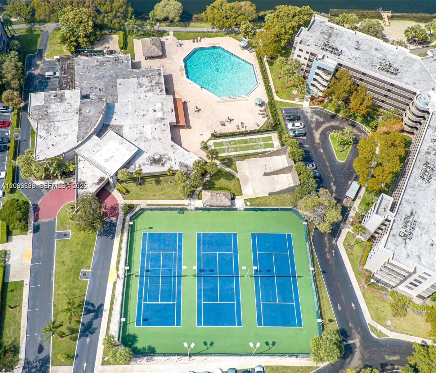 1100 Colony Point Cir # 421, Pembroke Pines FL 33026